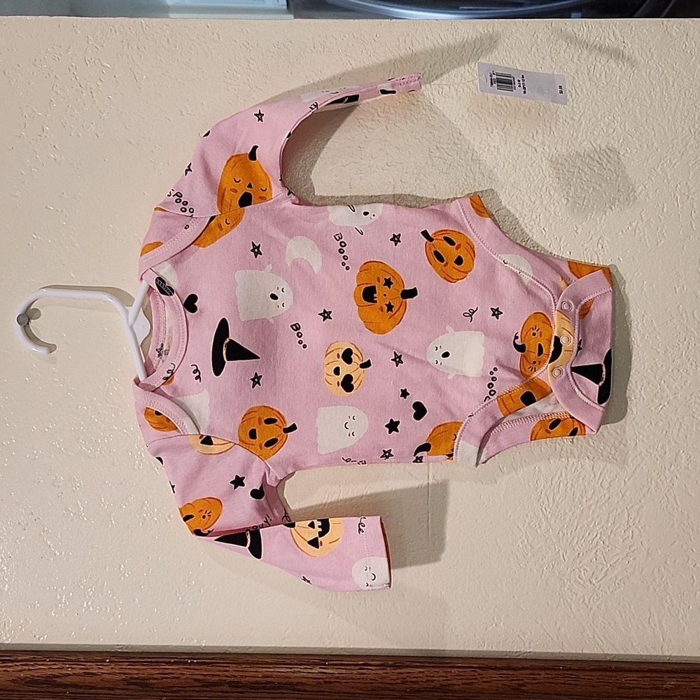 Old Navy Baby 👶 Girl Halloween 🎃 Onsie